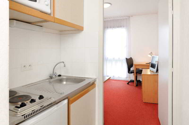 Sejours & Affaires Nantes La Beaujoire Aparthotel Exterior photo